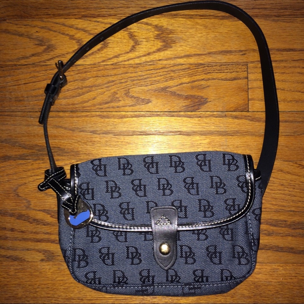 Dooney & Bourke handbag